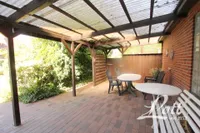 Terrassenbereich hinterm Haus