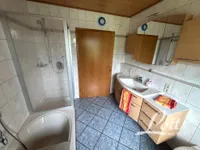 Badezimmer EG