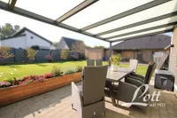 überdachte Terrasse