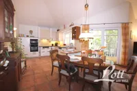 Wohn-, Ess- und Kochbereich