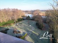 Mit Blick auf den Kanal