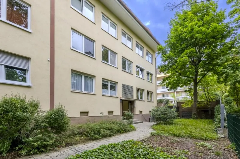 Außenansicht-Hauseingang