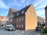 Mehrfamilienhaus