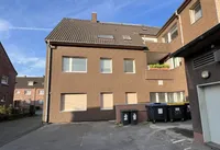 Rückansicht Mehrfamilienhaus