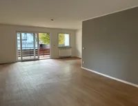 Wohn-und Esszimmer mit Balkon