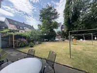 großes Gartengrundstück