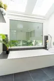 Badewanne Obergeschoss mit Blick nach draußen