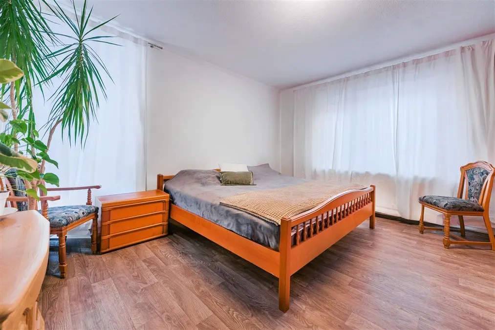 Zimmer Wohnung 5
