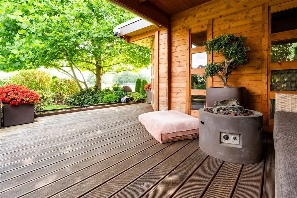 Garten-Terrasse