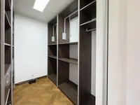 begehbarer Kleiderschrank
