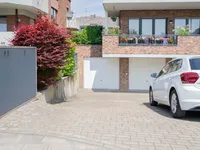 Garage / Stellplatz