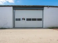 Rolltor mit Schlupftür