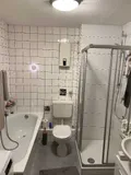 Badezimmer (Oberstraße DG)