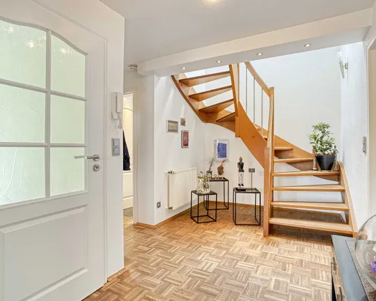 Eingangsbereich/Treppe