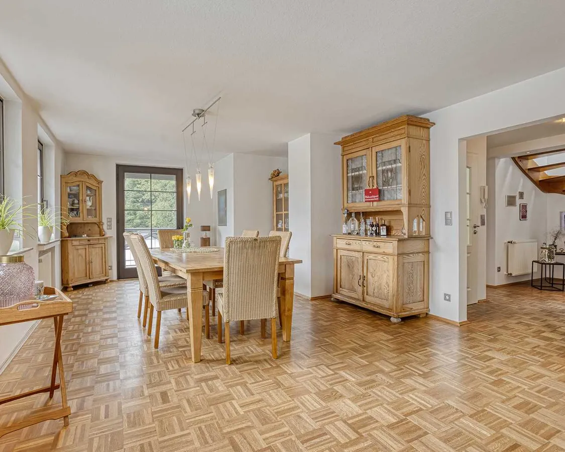 Offener Wohn-/Essbereich