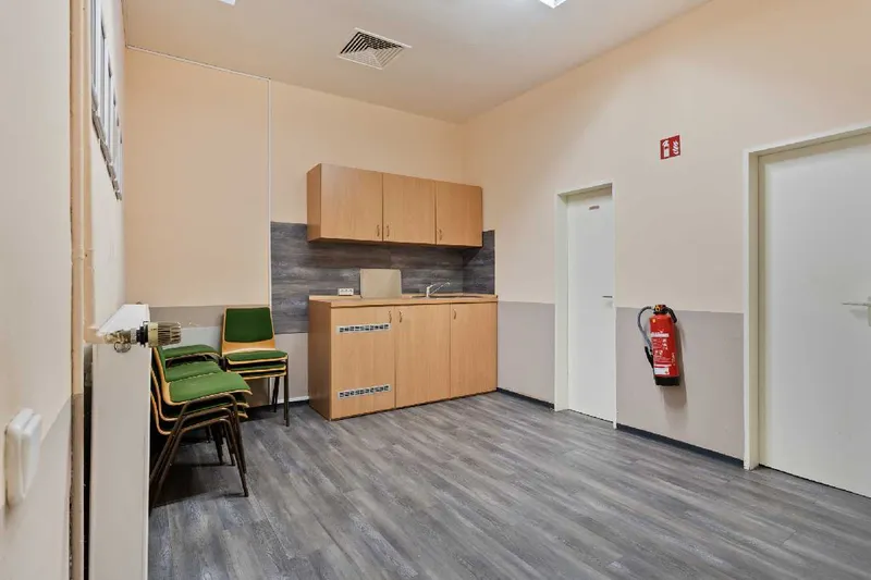 Aufenthaltsraum mit Teeküche