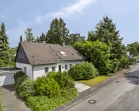 Bestlage in Ratingen-Ost: Freistehendes Einfamilienhaus auf großem Grundstück