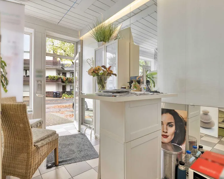 Ladenlokal 2 - Empfang