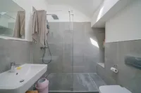 Badezimmer 2