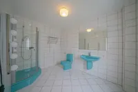 Badezimmer EG