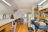 Büro (DG)
