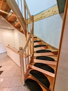 Treppe zum DG