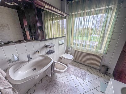 Badezimmer EG