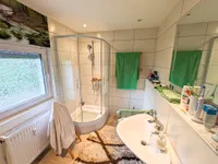 Wohnung OG (ca.46m²) Badezimmer 