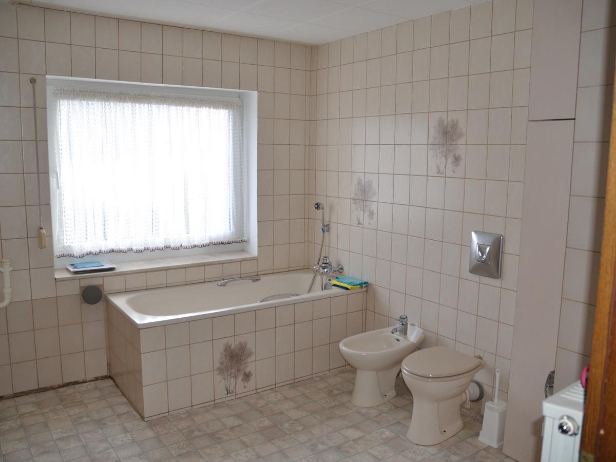 Badezimmer EG