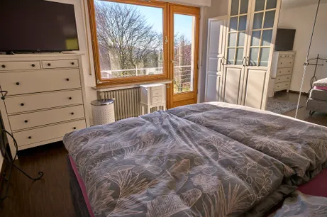 Schlafzimmer 1