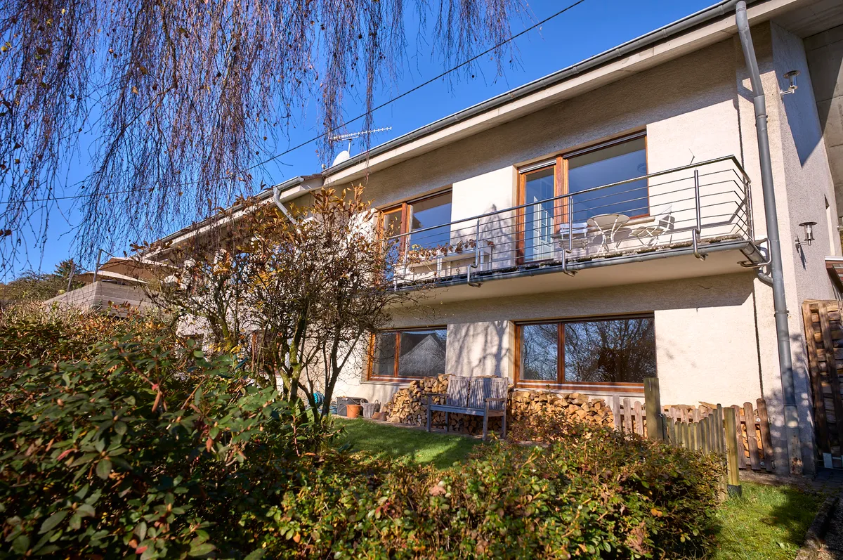 Balkon vor den Schlafzimmern