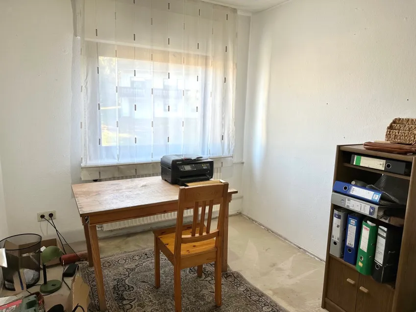 Büro (OG)