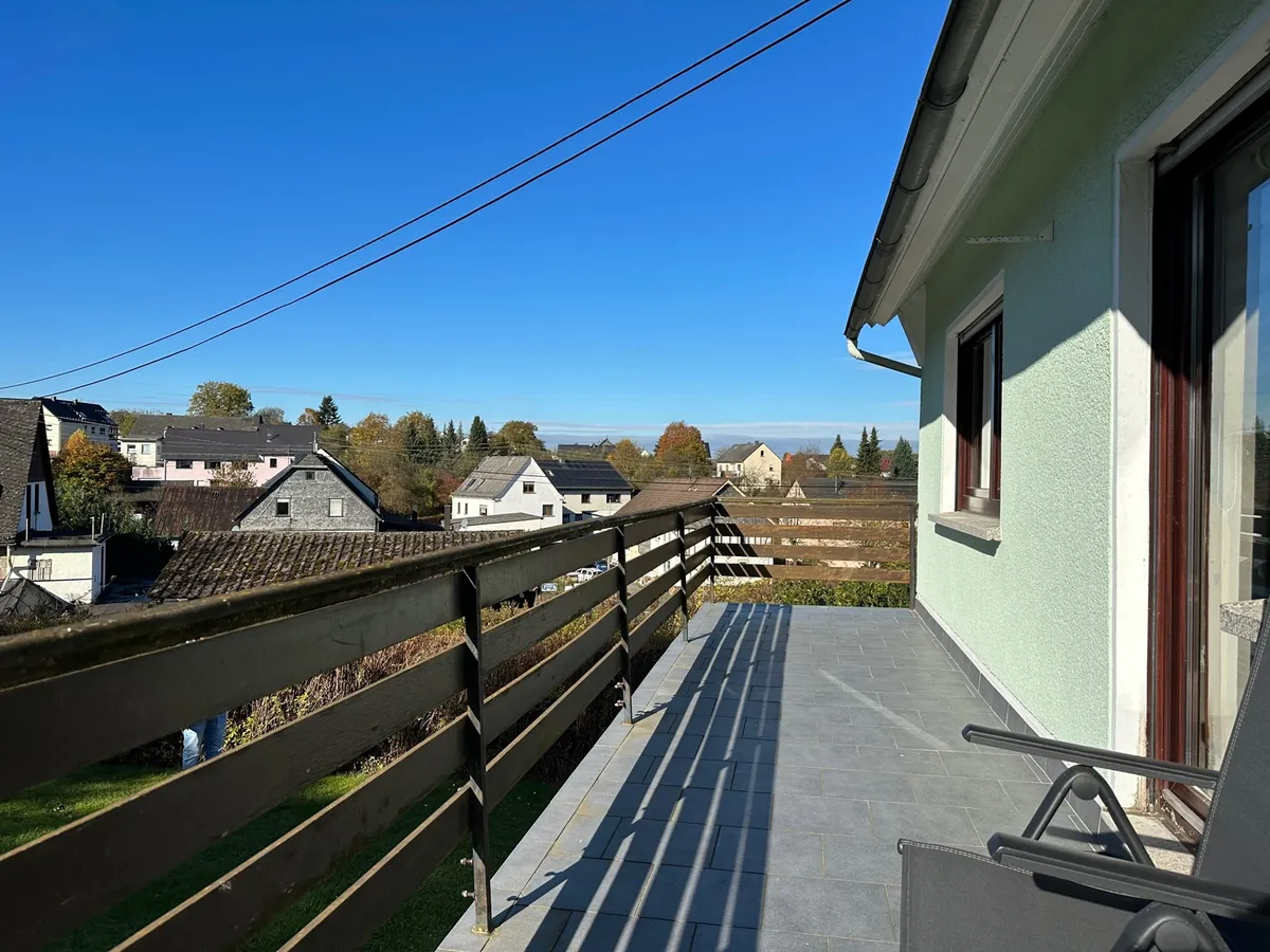 Balkon mit Gartenzugang (OG)