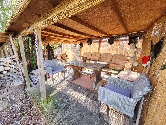 überdachte Terrasse