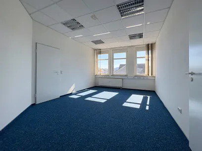 Büro 8
