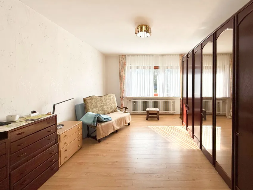 EG Schlafzimmer