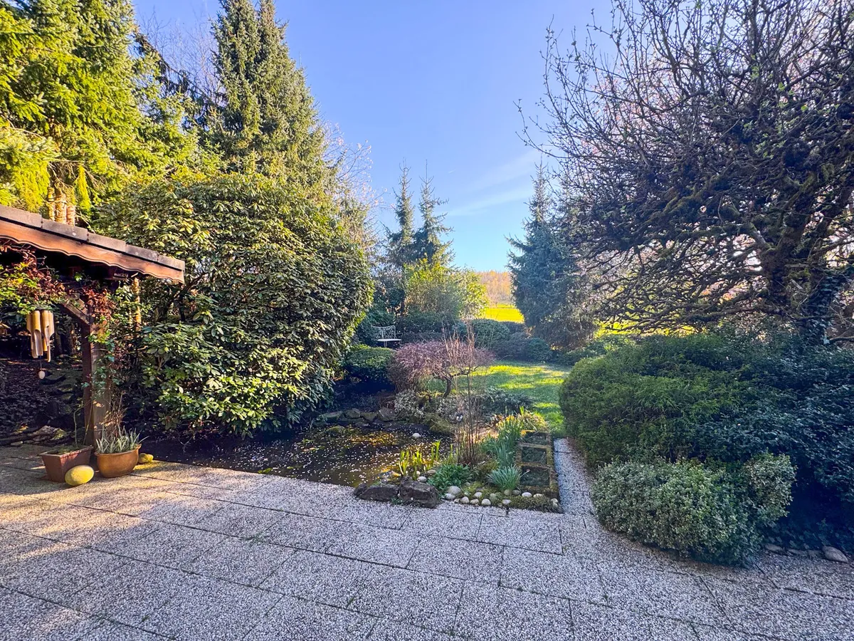 Terrasse mit Blick ins Grüne