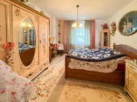 Schlafzimmer (EG)