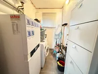 HWR
