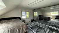 Schlafzimmer DG