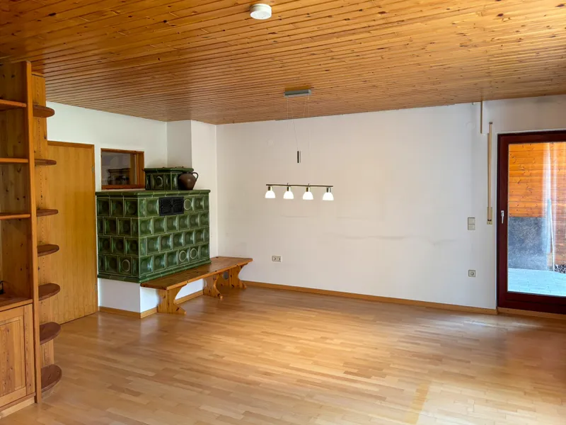 Wohnzimmer / Esszimmer EG rechts 