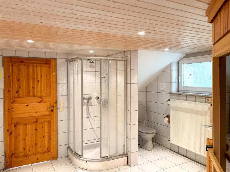 Sauna / Bad KG rechts