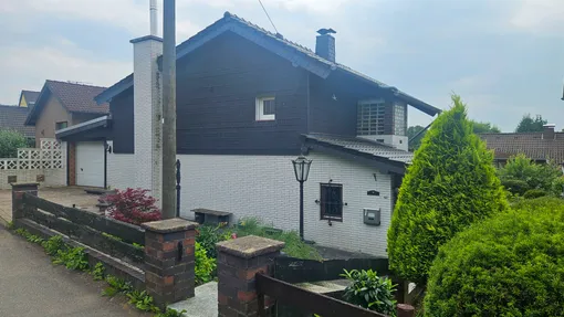 Straßenansicht