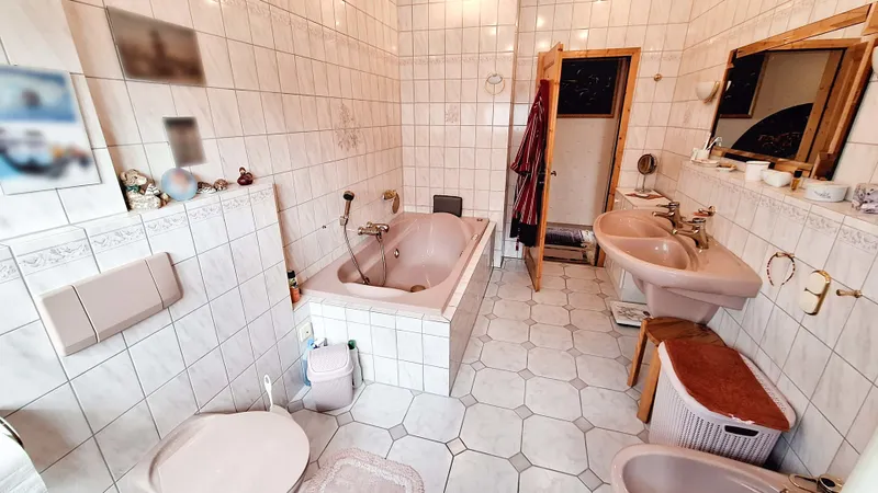 Wannenbad Dachgeschoss