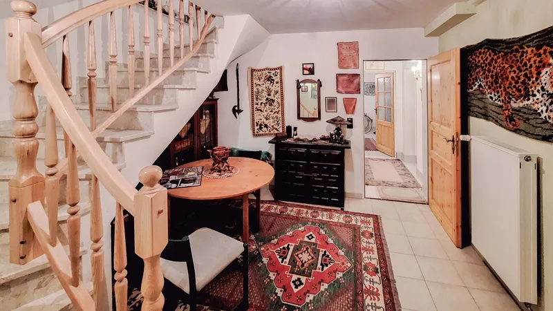 Treppe zum Erdgeschoss