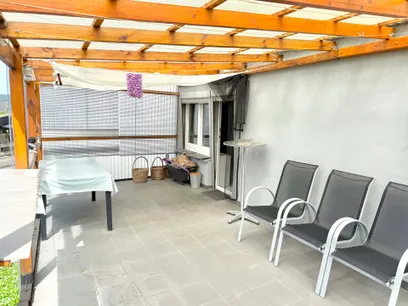EG überdachte Terrasse