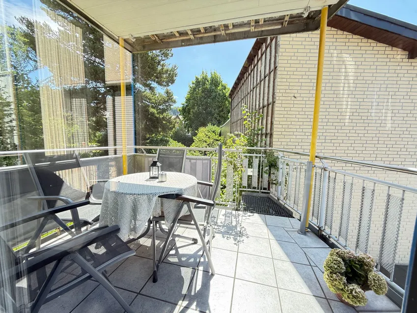 Balkon (EG)