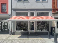 Straßenansicht