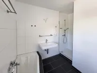 Badezimmer EG