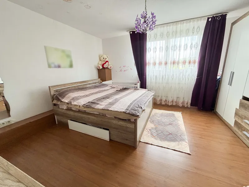 Schlafzimmer Wohnung 2. OG